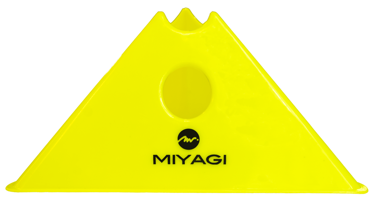 Cono Triangular de Polietileno con Huecos de 12CMS MIYAGI - M30245 - 12 - VERCono